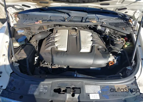 2009 Volkswagen Touareg 2 V6 Tdi z USA, uszkodzony, nr VIN WVGFM77L69D035120